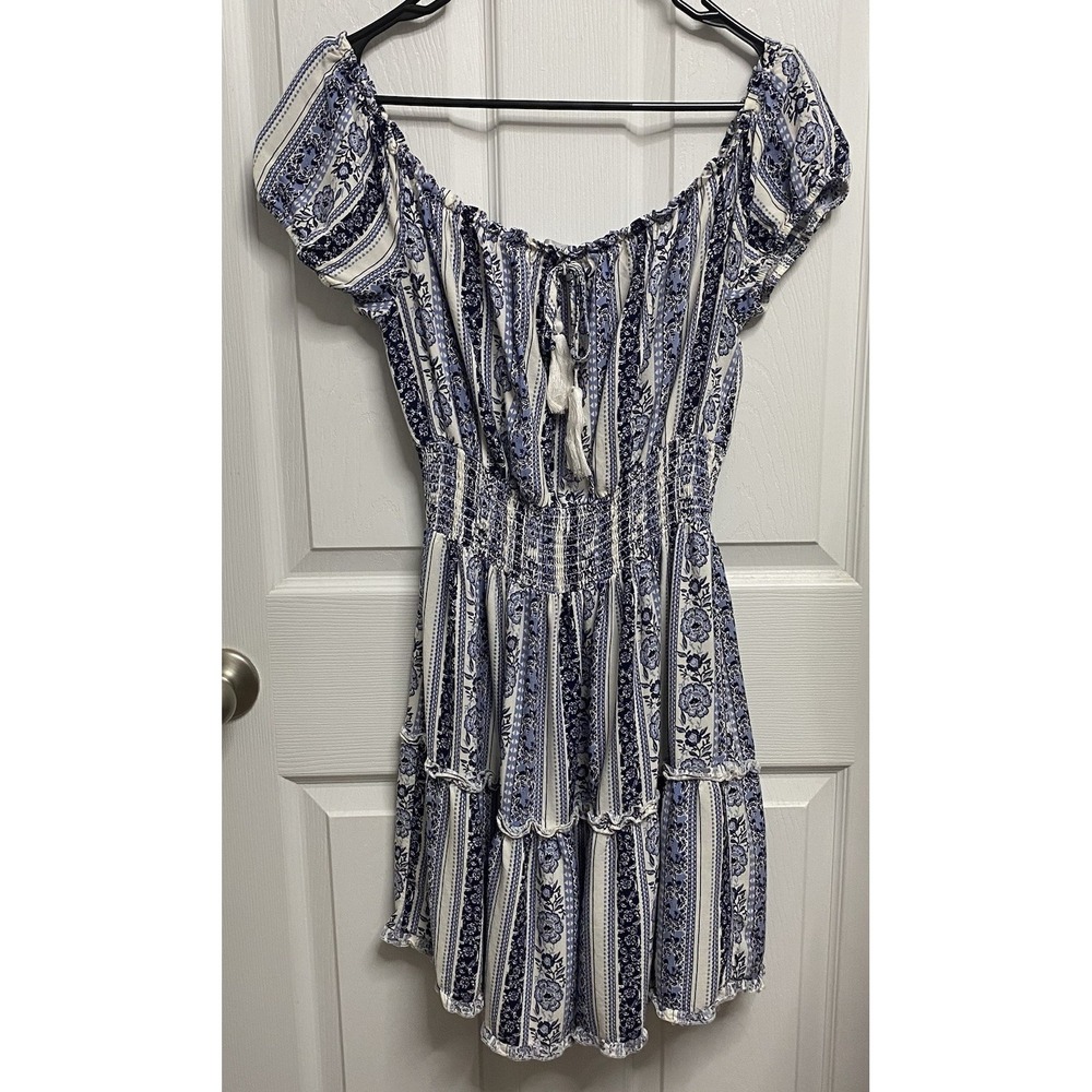Justify Women Blue & White Boho Floral Dress Smocked On/Off Shoulder Stretch XL